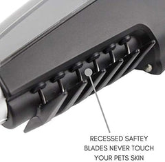 Painlessly Removes Knots & Tangles from Long Haired Dogs